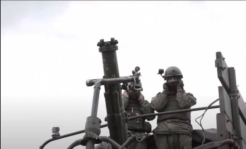 Vào ngày 17/1, Quân đội Nga dưới sự yểm trợ tối đa của hỏa lực pháo binh (trong đó có sử dụng cả pháo nhiệt áp TOS-1A) và không quân, đã mở một cuộc tiến công lớn vào sườn phía bắc của Avadivka. 