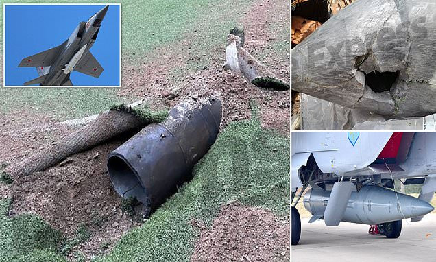 Trong một bài phân tích trên trang EurAsian Times, Tướng Thakur đã bác bỏ tất cả các tuyên bố liên quan đến việc đánh chặn, về cơ bản coi những tuyên bố đó là “không có thật”. Lập luận của Tướng Thakur dựa trên số lượng nhỏ máy bay chiến đấu MiG-31K (loại máy bay có thể phóng tên lửa Kinzhal) hiện có trong kho vũ khí Nga. 