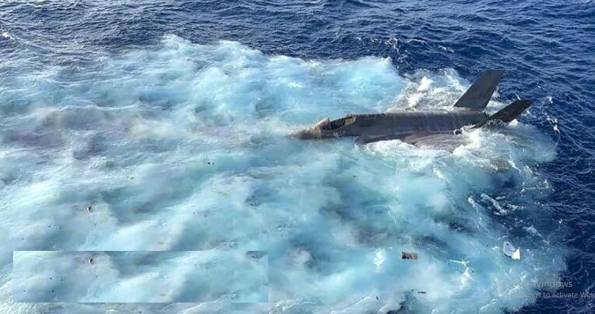 Trước việc chiến đấu cơ chủ lực trên tàu sân bay liên tục “giở chứng”, Quân đội Mỹ coi đây là những "tai nạn tồi tệ nhất". Vậy tại sao F-35C, "máy bay tiên tiến hoạt động trên tàu sân bay", lại thường xuyên gặp tai nạn?