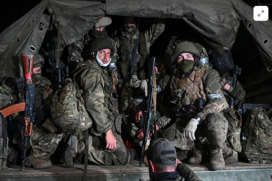 Sáng 24/6/2023, trong một bài phát biểu trên truyền hình, Tổng thống Nga Vladimir Putin gọi những hành động này là hành động “nổi loạn vũ trang và phản quốc”. Đồng thời Cơ quan An ninh Liên bang Nga đã mở vụ án hình sự đối với Prigozhin. Tuy nhiên sau đó lực lượng này đã trở về doanh trại.