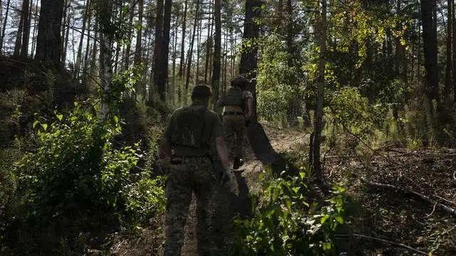 Trước đó, quân đội Ukraine đã tung tiểu đoàn Azov mở cuộc tấn công vào sườn phía bắc của Bakhmut, nhưng kết quả là tổn thất khá lớn. Tiểu đoàn Azov đã thất bại trong việc giành khu vực hồ Bershivka ở sườn phía bắc Bakhmut.