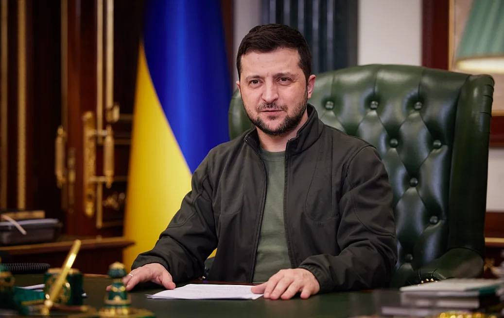 Ngày 12/9, Tổng thống Ukraine Zelensky thừa nhận đã bị cắt điện ở nhiều nơi ở Ukraine, các tỉnh Kharkov và Donetsk bị cắt điện hoàn toàn, các tỉnh Zaporozhye và Dnipropetrovsk và Sumy mất điện ở một số nơi. 