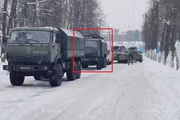 Theo truyền thông Nga, các phương tiện tác chiến điện tử của Nga, có thể nhanh chóng xác định các khu vực tập trung chính của lực lượng cực đoan, bạo loạn; từ đó xác định thành phần, lực lượng chủ yếu của chúng và tổ chức phương án tiêu diệt.