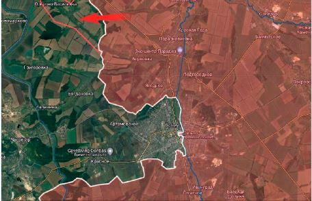 Nhờ quân Wagner đột phá thành công ở phía bắc Bakhmut, họ có thuận lợi trong các mũi tiến công từ hướng phía bắc, nam và đông; ép quân Ukraine phải căng sức đối phó 3 mặt. Điều này cho phép các đơn vị lính đánh thuê Wagner nhanh chóng đánh bật quân Ukraine ra ngoài thành phố.