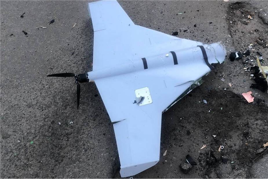 Trong khi đó, quân đội Ukraine thường xuyên sử dụng UAV tự sát, để luồn sâu vào "hậu cứ địch" tấn công mục tiêu, khiến cho Quân đội Nga bị thiệt hại rất nhiều.