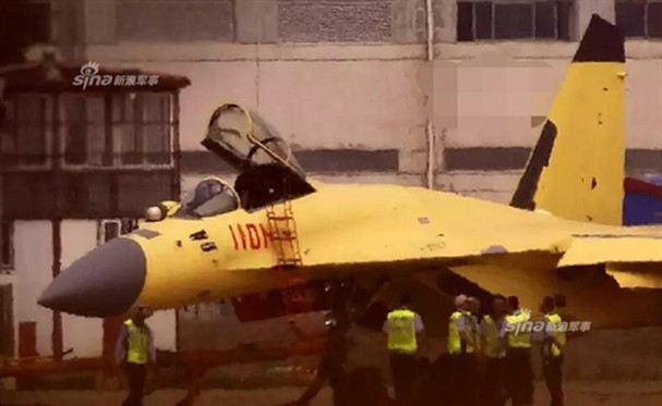 Mặc dù máy bay mới được bắt đầu sản xuất từ năm 2018, nhưng kế hoạch cho người kế nhiệm J-11D được cho là đã bị hủy bỏ hoặc bị trì hoãn mặc dù đã đạt đến giai đoạn nguyên mẫu tiên tiến.