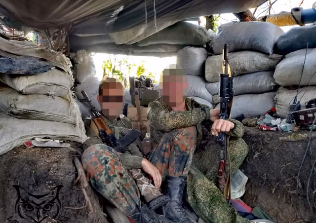 Thông tin hiện tại rất trái chiều, thậm chí có những tin tức do Ukraine công bố, cũng có nhiều mâu thuẫn với nhau. Việc xuất hiện tình huống này chỉ có thể cho thấy, khả năng bộ chỉ huy Ukraine đang có chút bối rối. 