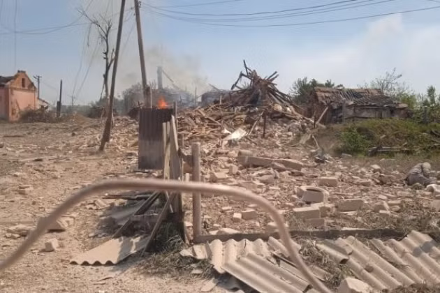 Theo lệnh của Tướng Syrsky, ngày càng nhiều quân Ukraine bắt đầu tăng viện cho hướng Kharkov. Một số chuyên gia quân sự phân tích, tính toán của Nga là thay vì giao tranh với quân Ukraine trên nhiều mặt trận, tốt hơn hết nên thu hút quân Ukraine về Kharkov và tiêu diệt ngay lập tức.