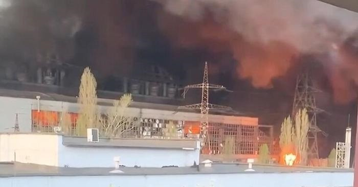 Theo hãng tin nhà nước Ukraine Ukrinform ngày 11/4 đưa tin, Bộ trưởng Năng lượng Ukraine Galushenko cho biết, tên lửa Nga đã tấn công Kiev, Kharkiv, Lviv, Zaporozhye và Odessa vào ngày hôm đó, các nhà máy điện lớn nhất ở Ukraine và nhà máy nhiệt điện lớn nhất ở thủ đô Kiev, đã bị phá hủy hoàn toàn bởi các cuộc không kích của Nga.