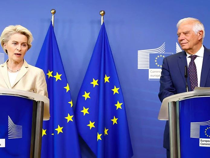 “Tóm lại, bất chấp những “nỗ lực siêng năng” của nhiều quan chức chính phủ, được hỗ trợ bởi ý chí chính trị của cả hệ thống chính trị phương Tây, nhằm làm suy yếu nền sản xuất công nghiệp quốc phòng của Nga, nhưng vẫn chưa khẳng định tính hiệu quả”, NBC trích dẫn thông tin của RUSI cho biết. 