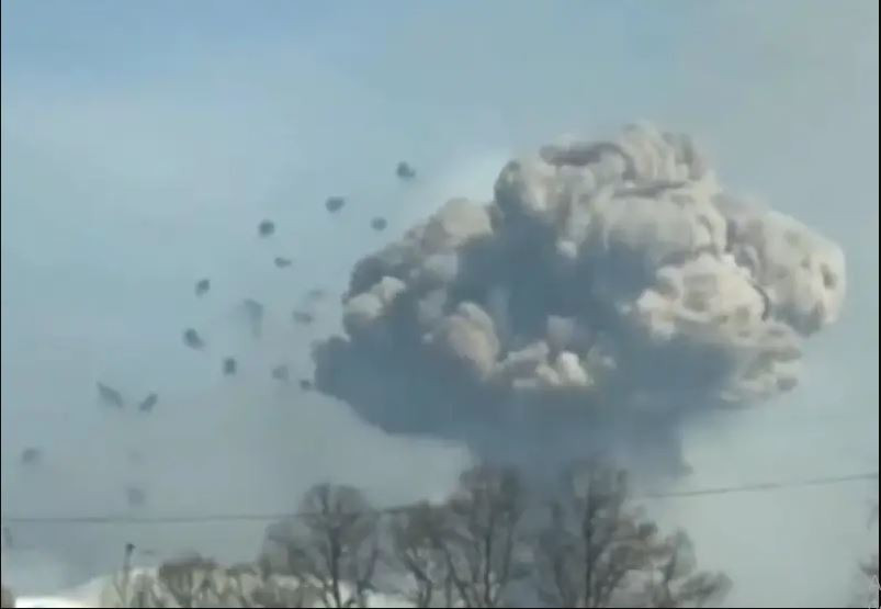 Trong điều kiện ngặt nghèo như vậy, quân Ukraine chỉ có một cơ hội sống sót duy nhất là tháo chạy vào các khu rừng nhỏ gần 2 làng Sokol và Solovyevo, sau đó lợi dụng địa hình địa vật để quấy rối. Tuy nhiên, không may cho họ là pháo binh và không quân Nga đang làm rất tốt việc tiêu diệt tàn binh đang ẩn náu. 