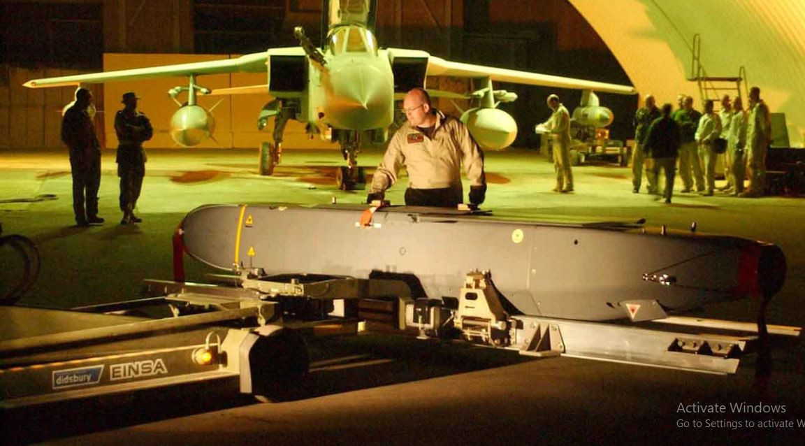 Trong khi đó theo tin từ trang “Bình luận quân sự” của Nga cho biết, họ biết chính xác về giai đoạn thứ hai của cuộc phản công của Ukraine và 24 giờ trước giai đoạn 2 của cuộc phản công, Không quân Nga đã phá hủy các nhà kho chứa tên lửa Storm Shadow và tiếp tục tấn công các sân bay mang tên lửa Storm Shadow