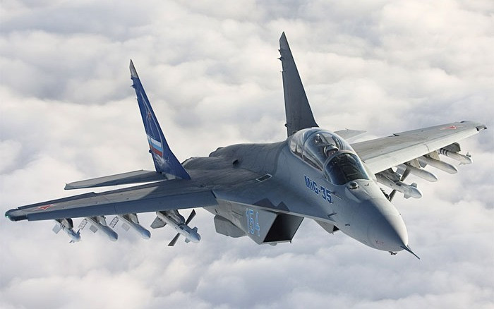 Có thông tin cho rằng MiG-35 có thể sử dụng toàn bộ các loại tên lửa dẫn đường và không dẫn đường mới nhất, giống như máy bay chiến đấu Su-35S và Su-57, cũng như các loại bom dẫn đường có độ chính xác cao mới nhất, bao gồm một số loại bom lượn có điều khiển UMPK. 