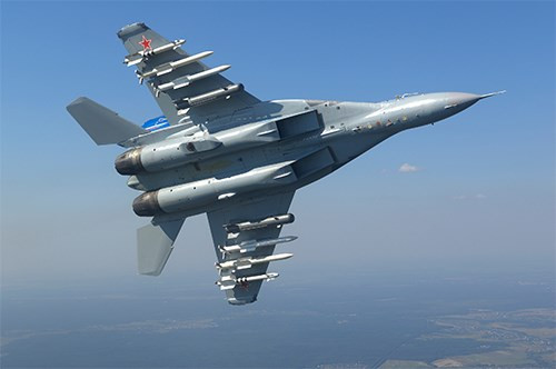 MiG-35 có khả năng mang theo tải trọng vũ khí lên tới 6.500 kg, bao gồm nhiều loại vũ khí khác nhau như tên lửa không đối không và không đối đất, bom, cũng như nhiều loại tên lửa và đạn dược khác nhau dùng tấn công mục tiêu mặt đất. Máy bay có chín mấu treo dưới cánh và thân để gắn vũ khí và thiết bị.