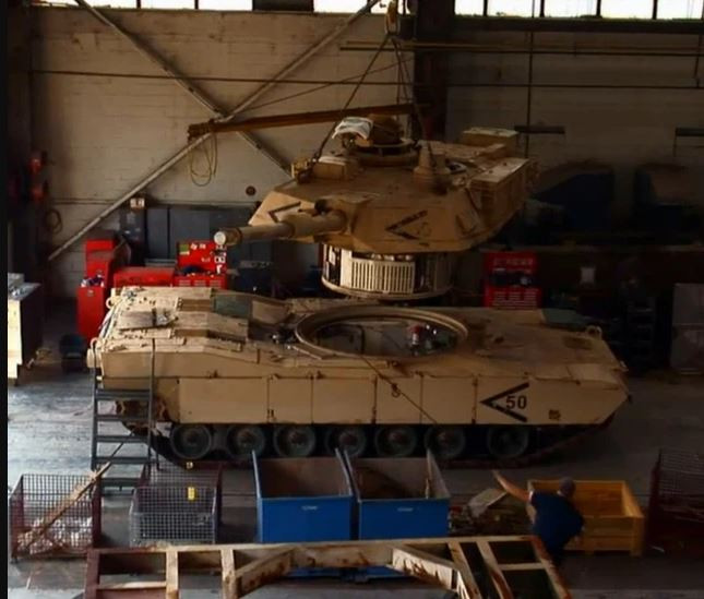 Mỹ hiện tại cũng dừng sản xuất xe tăng chiến đấu chủ lực, họ chỉ tập trung nâng cấp xe tăng M1 và sản xuất một lượng nhỏ xe tăng hạng nhẹ M10, mới được phát triển. Vì vậy, sản lượng xe tăng hiện tại của Nga có thể cạnh tranh với tất cả các nước phương Tây cộng lại.