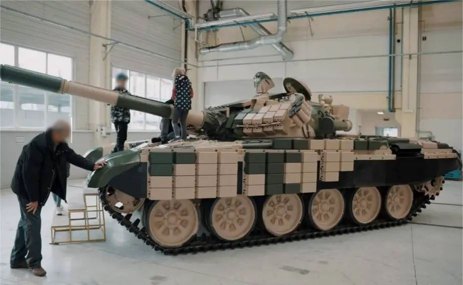 Theo Forbes, hiện còn hàng trăm chiếc T-72M ở trong kho niêm cất của các nước từng là thành viên hiệp ước Warsaw và có tiềm năng để nâng cấp lên T72EA trong tương lai. CSG Defense cho biết, T-72EA "giải quyết thành công một số tồn tại chính của T-72, đặc biệt là ở khả năng ngắm bắn, tính cơ động và khả năng bảo vệ". 