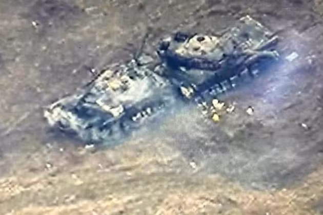 Hiện chưa rõ tính năng kỹ thuật nào đã gây ra tình trạng này; tuy nhiên, thông tin này làm dấy lên nghi ngờ, về việc phương Tây vội vã đưa ra quyết định lựa chọn mẫu xe tăng đặc biệt này để cung cấp cho Ukraine. Theo thông tin mới nhất được trang Avia.pro đăng tải, ít nhất 5 chiếc Leopard 2 của Ukraine đã bị phá hủy trong tuần qua.