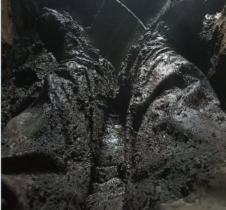 Sau đó, Quân đội Nga đã tiến hành bao vây Bakhmut bằng hỏa lực pháo binh và một loạt các cuộc không kích, khiến Tiểu đoàn bộ binh cơ giới 15 của Lữ đoàn 58 tổn thất một nửa quân số chỉ trong vài giờ.