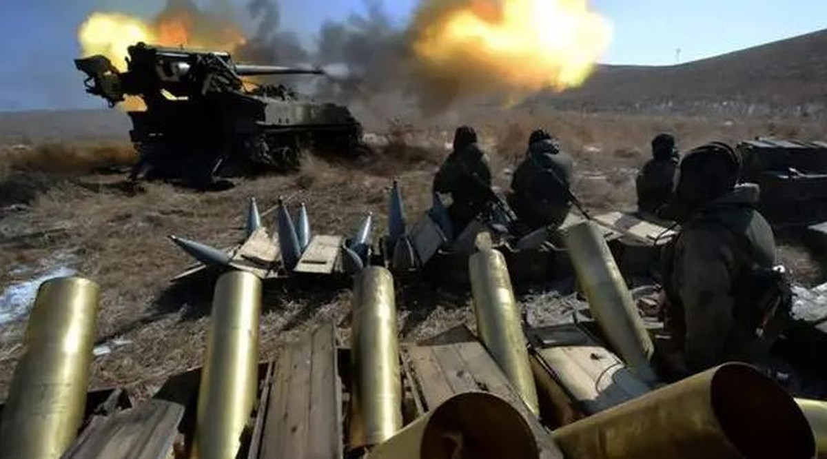 Theo thông tin mới nhất, quân Nga đã đánh bật các đơn vị Ukraine ra khỏi Staritsa, dọn sạch vùng ngoại ô và tiếp tục cuộc tấn công vào các khu rừng phía nam khu làng.