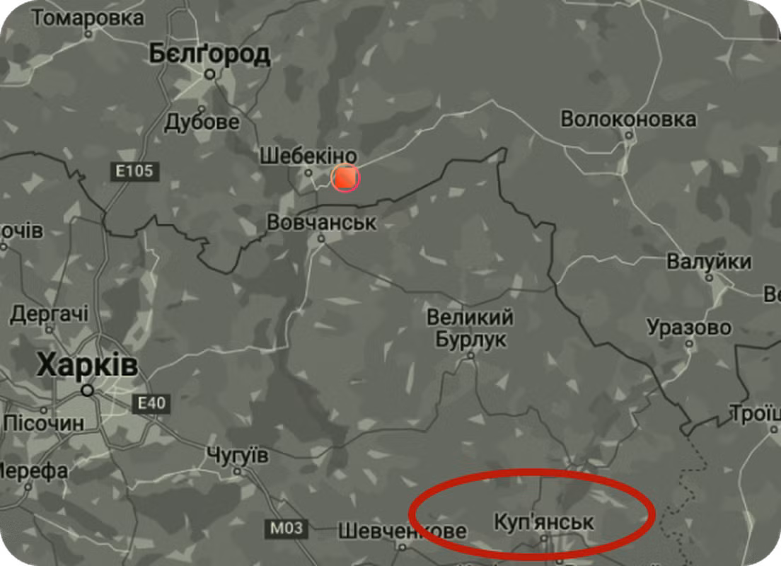 Cùng lúc đó, do tình hình liên tục xấu đi ở hướng Nam Donetsk và Kursk, cụm quân sự Ukraine ở phía đông Kharkov gần như không thể có được sự tiếp viện tiếp theo. Tuy nhiên, với tư cách là trung tâm đường sắt nối Kharkov và miền đông Ukraine, giá trị chiến lược của Kupyansk có thể so sánh với "ngã tư đường của Ukraine". AFU đã rơi vào thế bất lợi nhất định trong cuộc giao tranh những tháng gần đây và còn thiếu vũ khí, quân số. 