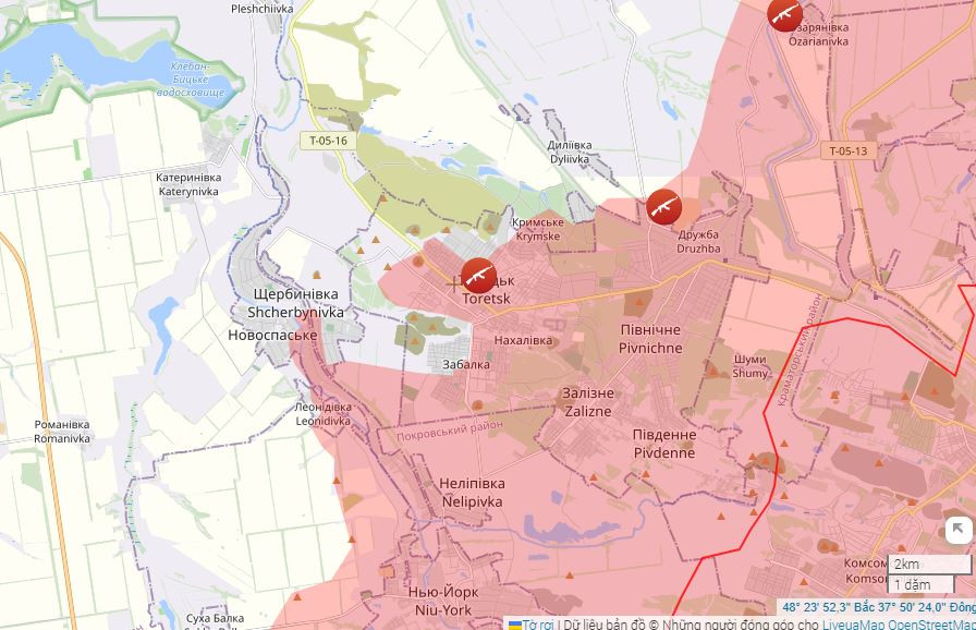 Ngày 17/3, kênh Military Chronicle của Nga đưa tin đáng chú ý, quân đội Nga (RFAF) đã chiếm lại khu vực đô thị chính ở thành phố Toretsk (Nga gọi là Dzerzhinsk). Là một khu vực có vị trí chiến lược, tầm quan trọng Toretsk là điều hiển nhiên; vì ở đây nằm sát nách “thủ đô” của nước cộng hòa tự xưng Donetsk (DPR).