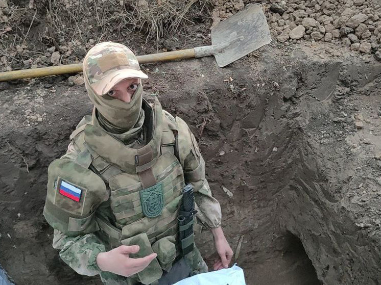 Vào tháng 5/2023, sau khi chiếm Bakhmut, quân đánh thuê Wagner đã rút đi, nhưng Lữ đoàn 200 vẫn ở đó. Đầu tháng 6/2003, Quân đội Ukraine bắt đầu mở cuộc phản công lớn vào mùa hè, tấn công Bakhmut từ hai cánh bắc và nam, tình hình phía Nga khi đó rất khó khăn. 