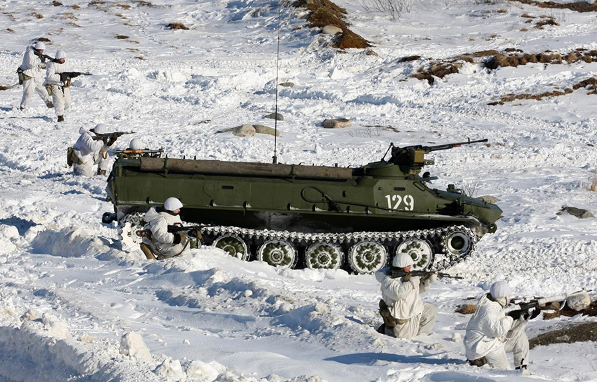 Mùa đông năm ngoái, Quân đội Nga đã lên tiếng kêu gọi phản công. Chính Lữ đoàn bộ binh cơ giới số 200 này đã tiến tới tận Bershivka và chiếm được Hồ chứa Bershivka, khu vực nhà trẻ, đặc biệt là đánh bật quân Ukraine ở làng Khromov và truy kích quân Ukraine đến tận Bodanivka.