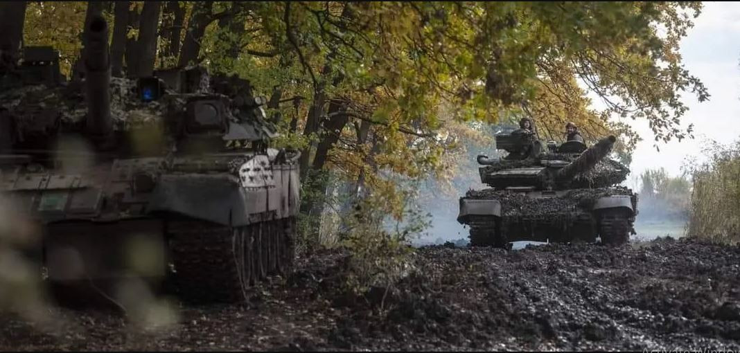 Lúc đó Lữ đoàn bộ binh cơ giới số 200 chịu trách nhiệm bảo vệ Berkhivka ở sườn phía bắc. Hai bên đánh nhau từ khu vực hồ chứa đến làng, từ làng đến hồ chứa, rồi từ hồ chứa trở về làng. Vào thời điểm nguy cấp nhất, quân Ukraine đã tiến sâu vào làng và chiếm được một nửa làng Berkhivka.