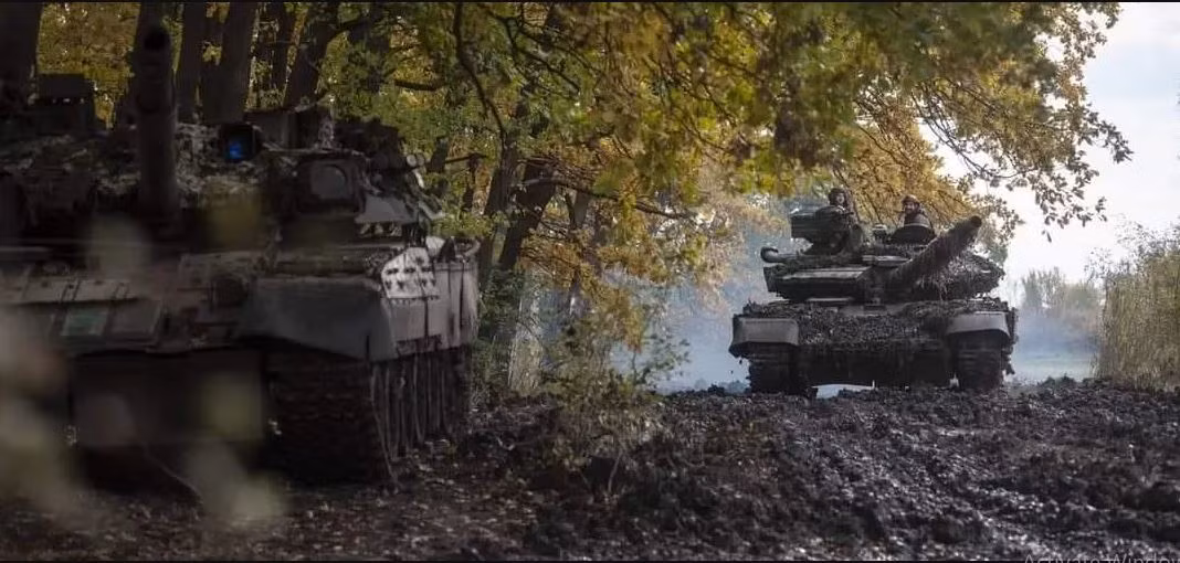 Lúc đó Lữ đoàn bộ binh cơ giới số 200 chịu trách nhiệm bảo vệ Berkhivka ở sườn phía bắc. Hai bên đánh nhau từ khu vực hồ chứa đến làng, từ làng đến hồ chứa, rồi từ hồ chứa trở về làng. Vào thời điểm nguy cấp nhất, quân Ukraine đã tiến sâu vào làng và chiếm được một nửa làng Berkhivka.