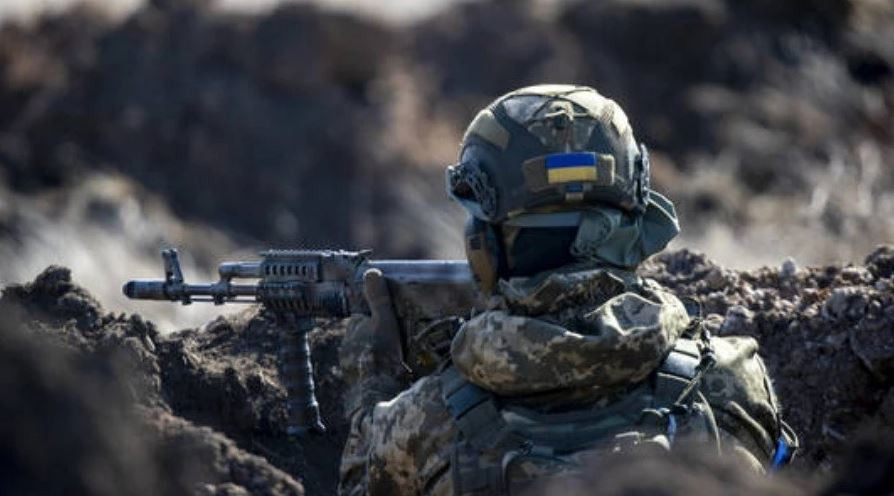 Hiện tại Quân đội Ukraine tạo cho người ta ấn tượng rằng, họ đang phòng ngự thụ động, không có chiến lược dài hạn. Cái gọi là “kế hoạch chiến thắng” hóa ra chỉ là sự mở rộng các cuộc tấn công vào lãnh thổ Nga, với mục đích leo thang xung đột và lôi kéo NATO vào rắc rối.