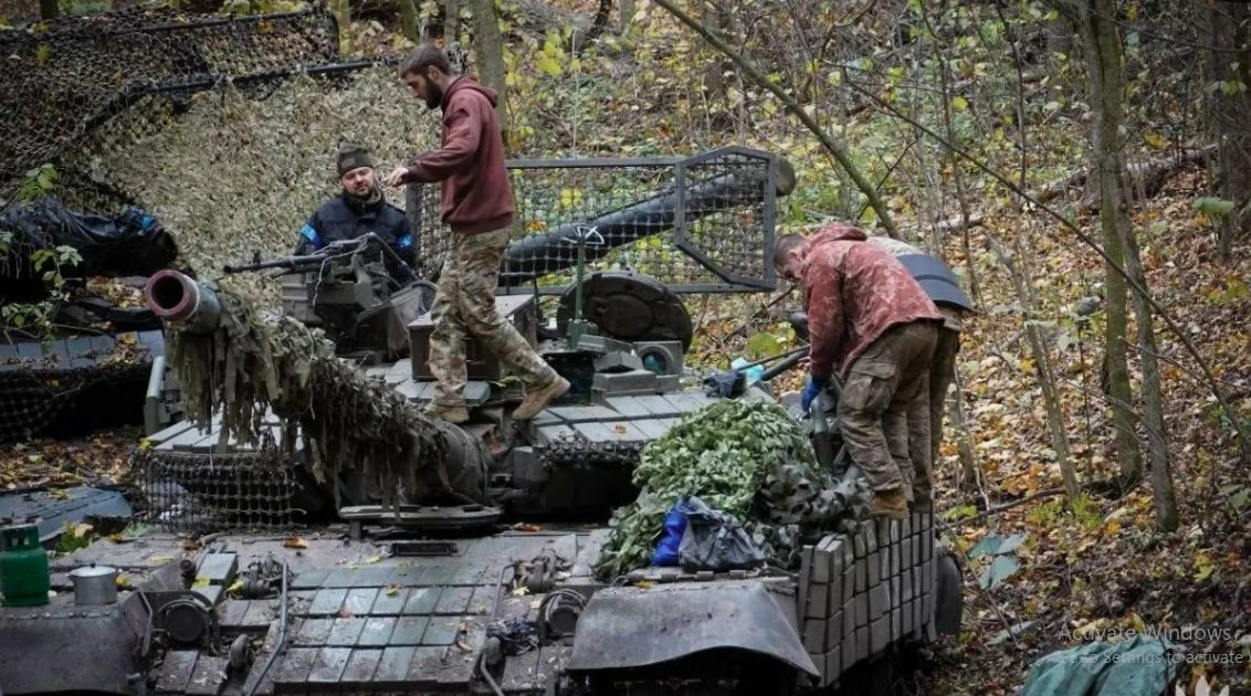 Điều quan trọng nhất đối với Quân đội Ukraine lúc này là xác định chiến lược tiếp theo. Làm thế nào để tiến hành các cuộc đàm phán hòa bình, nếu ông Trump ủng hộ? Làm thế nào để tiến hành đàm phản, nếu Tổng thống Putin từ chối lệnh ngừng bắn? Làm gì nếu không có viện trợ của Mỹ và cuối cùng sẽ chấp nhận đàm phán hòa bình hay tiếp tục chiến đấu? Quân đội Ukraine bây giờ phải đưa ra quyết định nhanh chóng.