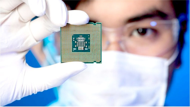 Đặc biệt là từ khi nhân loại bước vào kỷ nguyên của chiến tranh thông tin và chiến tranh mạng, tỷ lệ thiết bị điện tử trong các hệ thống vũ khí tăng lên nhanh chóng, và nhu cầu về chip cao cấp cũng tăng nhanh. 