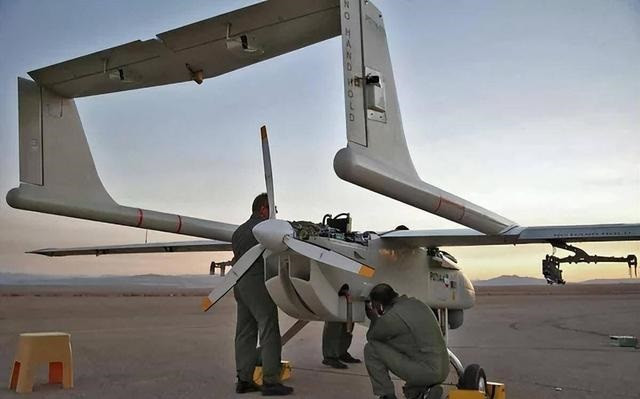 Nhưng tình hình hiện tại đã khác, khi Quân đội Nga có UAV trinh sát tầm trung từ Iran. Với việc bổ sung số lượng UAV của Iran, Quân đội Nga có thể tiến hành trinh sát trên diện rộng với tần suất liên tục ở tiền tuyến.