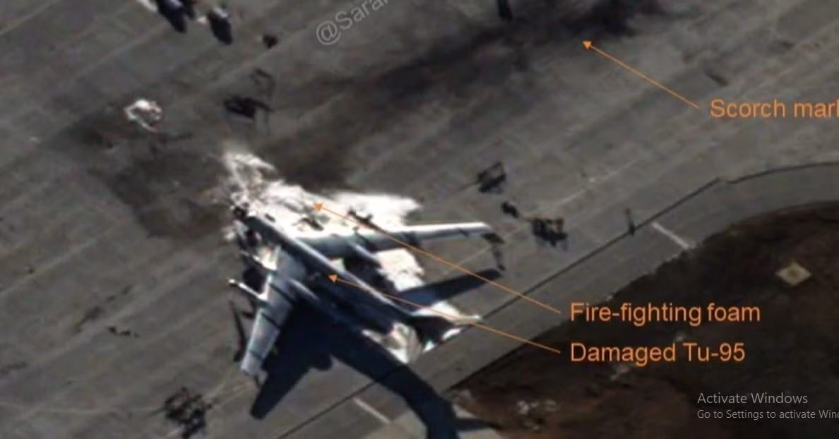 Thông tin này đã được Không quân Ukraine xác nhận vào buổi sáng 20/8. Cần lưu ý rằng, cả căn cứ không quân Nga ở Mumansk và căn cứ ở Saratov thỉnh thoảng vẫn bị máy bay không người lái tự sát của Ukraine tấn công.