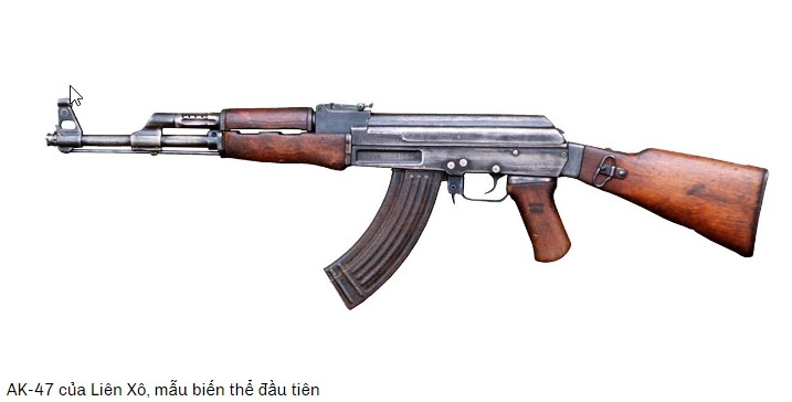 Tuy nhiên, những phiên bản AK-47 đầu tiên vẫn còn rất thô và cần rất nhiều việc phải hoàn thiện. Chúng đáp ứng các tiêu chí về độ tin cậy, hoạt động và sản xuất, nhưng thiếu các đặc điểm về độ chính xác và cũng quá nặng; đặc biệt không thoải mái khi sử dụng lúc đầu.