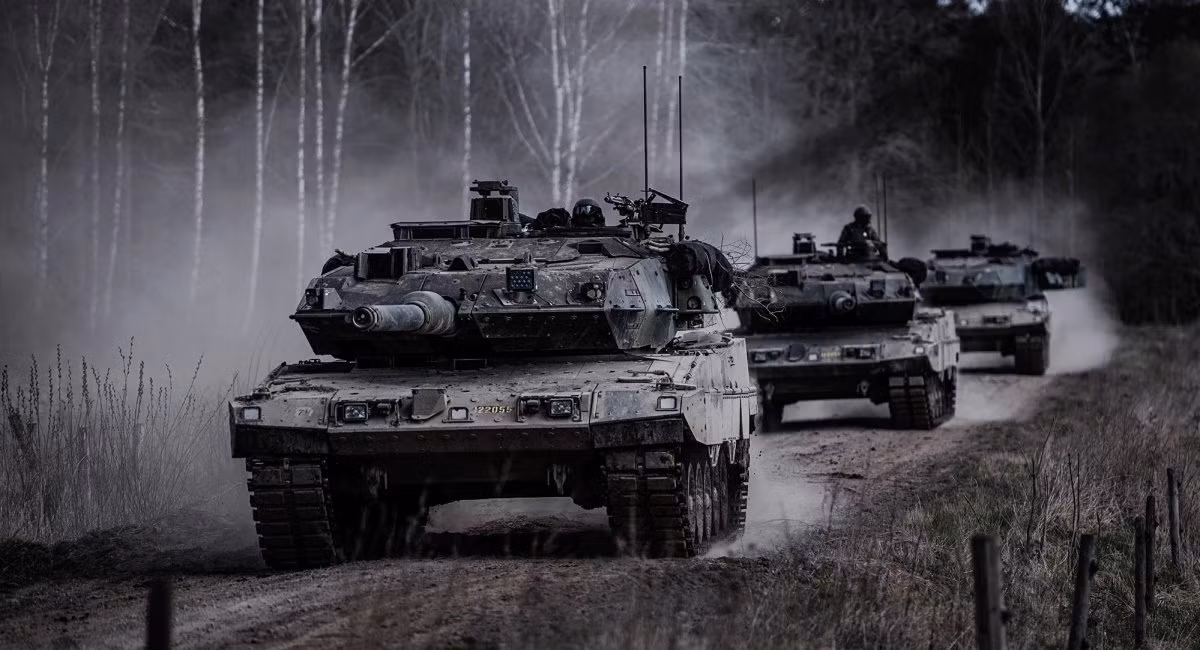 Trong chiến dịch “phản công mùa hè” của Ukraine đang diễn ra, 9 lữ đoàn dự bị chiến lược của Ukraine đều là những đơn vị mới thành lập. Mặc dù được trang bị vũ khí hạng nặng của phương Tây và được các cố vấn NATO huấn luyện, nhưng hiệu quả chiến đấu của các lữ đoàn này hạn chế, do thiếu kinh nghiệm chiến đấu.