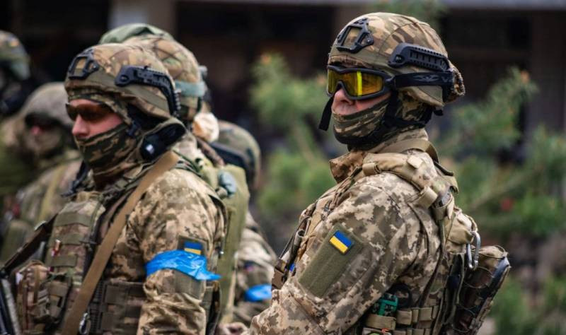 Tuy nhiên, xét cục diện chiến trường hiện nay, trước những cơn mưa mùa thu sắp đến, cơ hội quân đội Ukraine đột phá qua tuyến phòng thủ của Nga “ngày càng nhỏ lại”, Lữ đoàn tấn công đường không 46 và 82 “không còn cơ hội” thực hiện nhiệm vụ là đơn vị “thọc sâu chiến dịch” trong năm nay. 