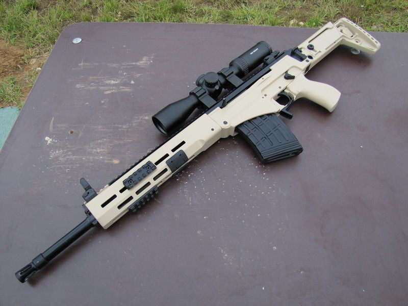 Tuy nhiên trong quá trình thử nghiệm “kiểu Nga”, khẩu SVK đã không đáp ứng được yêu cầu. Tuy nhiên khẩu SVK hoàn toàn không phải là một mẫu thiết kế mới, mà là một mẫu súng bắn tỉa có từ năm 1959, tức là nó ra đời trước cả khẩu SVD huyền thoại của Dragunov.