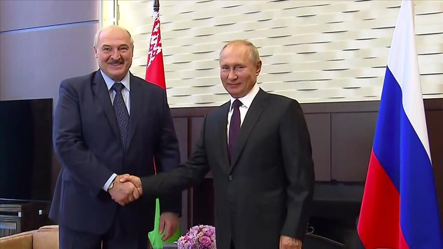Ngoài ra, khi gặp Tổng thống Belarus Lukashenko vào ngày 11/3, Tổng thống Putin đã chỉ ra rằng, các biện pháp trừng phạt của phương Tây là cơ hội để củng cố chủ quyền kinh tế và công nghệ của Nga và Belarus; đồng thời tin tưởng hai nước sẽ nhất định vượt qua khó khăn.
