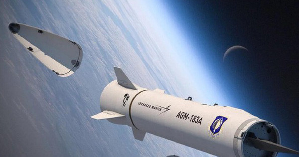 Tên lửa AGM-183A sử dụng công nghệ tàu lượn hỗ trợ tên lửa và sử dụng tên lửa động cơ nhiên liệu rắn để tăng tốc. Sau khi đạt đến một tốc độ nhất định, phần đầu của tên lửa sẽ mở, để thanh lượn bên trong để tăng tốc, tách khỏi tên lửa mẹ, mà không cần rời khỏi bầu khí quyển trái đất.