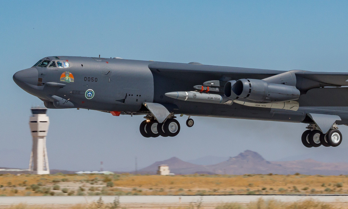 Không quân Mỹ hy vọng rằng, trong tương lai, số máy bay chiến đấu F-15EX, máy bay ném bom B-52H, B-1B, B-2 và loại B-21 vẫn đang trong quá trình phát triển, có thể sử dụng loại tên lửa cực mạnh này, để tấn công đối phương và các mục tiêu có giá trị cao; nhất là các mục tiêu nhạy cảm với thời gian.