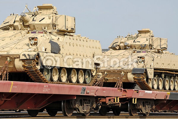 Hiện vẫn chưa rõ Mỹ sẽ triển khai lực lượng 50.000 quân ở những quốc gia nào; nhưng theo nhiều nguồn tin đáng tin cậy, số quân Mỹ có thể triển khai tại Ba Lan, các nước Baltic hoặc Romania. Xác suất để thiết bị đi thẳng tới Ukraine là cực kỳ thấp.