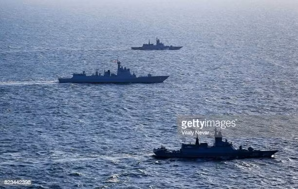 Ông Patrick Murphy, người đứng đầu Tổ chức nghề cá của Ireland cho biết: “Các tàu đánh cá Ailen đang có kế hoạch làm gián đoạn các cuộc tập trận quân sự của hạm đội Nga một cách hòa bình”. 