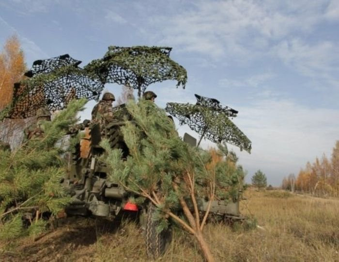 Theo chuyên gia Fedutinov, ngay cả trong trường hợp như vậy, kiểu ngụy trang Chameleon, nếu được sử dụng trên quy mô lớn, vẫn sẽ tạo ra lớp ngụy trang gây khó khăn cho việc phát hiện của các UAV trinh sát và máy bay có người điều khiển, cũng như các thiết bị dẫn đường của tên lửa sử dụng đầu dẫn quang điện TV.
