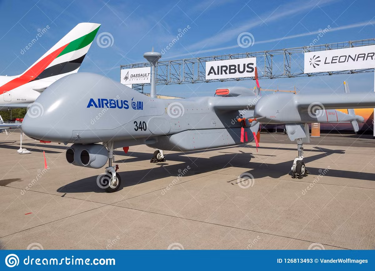 Tuy nhiên, các UAV thuộc lớp công nghệ cao hơn, với các hệ thống trinh sát và giám sát đa kênh tiên tiến, cũng như các hệ thống tự động xử lý và phân tích thông tin trên máy bay, sẽ phát hiện ra mục tiêu, dù có sử dụng hệ thống ngụy trang Chameleon.