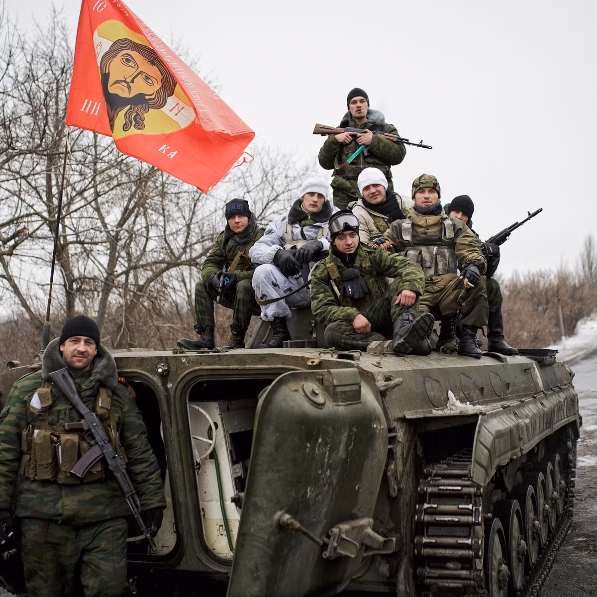 Với những hành động quyết liệt như vậy, các đơn vị dân quân của nước cộng hòa tự xưng này không chỉ ngăn chặn âm mưu của Quân đội Ukraine tiến sâu vào lãnh thổ của DPR, mà còn chuẩn bị một chiến dịch đặc biệt để giải phóng làng Staromaryevka đã bị Ukraine chiếm đóng trước đó.