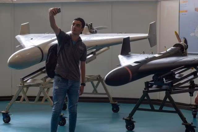 Theo Viện Nghiên cứu Chiến tranh của Mỹ (ISW) mới đây nhận định, Nga dường như đang tìm cách mở rộng, đa dạng hóa kho UAV, tên lửa và bom dẫn đường để tấn công hạ tầng quan trọng của Ukraine trước thềm mùa đông. Việc sử dụng UAV Italmas được cho là một phần trong kế hoạch đó.