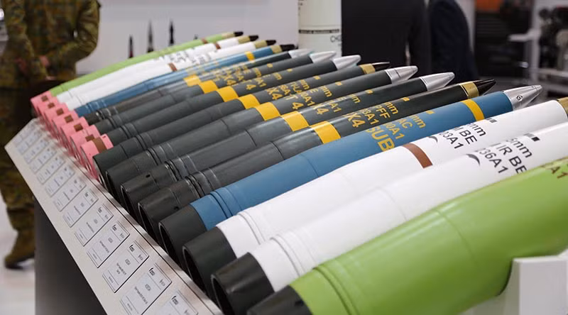 Vào ngày 1/8 năm nay, công ty quốc phòng Rheinmetall AG đã đầu tư 1,2 tỷ euro để hoàn tất việc mua lại công ty Expal Systems của Tây Ban Nha. Những biện pháp này sẽ cung cấp cho Ukraine sự hỗ trợ quan trọng, để đáp ứng nhu cầu cấp thiết về đạn pháo 155mm.