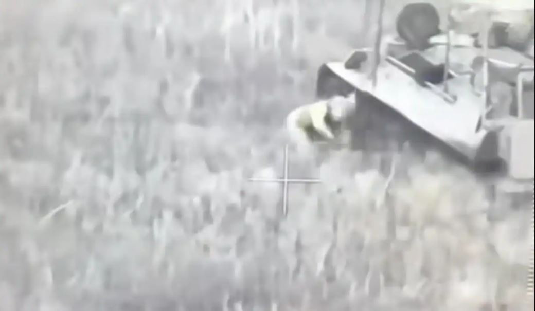 Nhưng theo các chuyên gia phân tích, việc áp dụng các chiến thuật này trong cuộc xung đột hiện nay phản ánh sự thay đổi chiến thuật của Quân đội Nga, có thể là do tình trạng thiếu phương tiện chiến đấu được báo cáo.