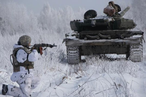 Vào ngày 17/2, Thư ký báo chí của Điện Kremlin Peskov nói rằng, Nga đã nghe rất nhiều về ngày của cái gọi là “cuộc xâm lược”; đó là tin tức vô trách nhiệm và giả mạo.